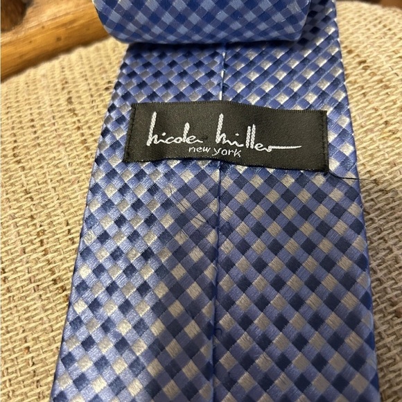 Nicole Miller Blue and Silver Checkered Men's All Silk Tie - Picture 7 of 9